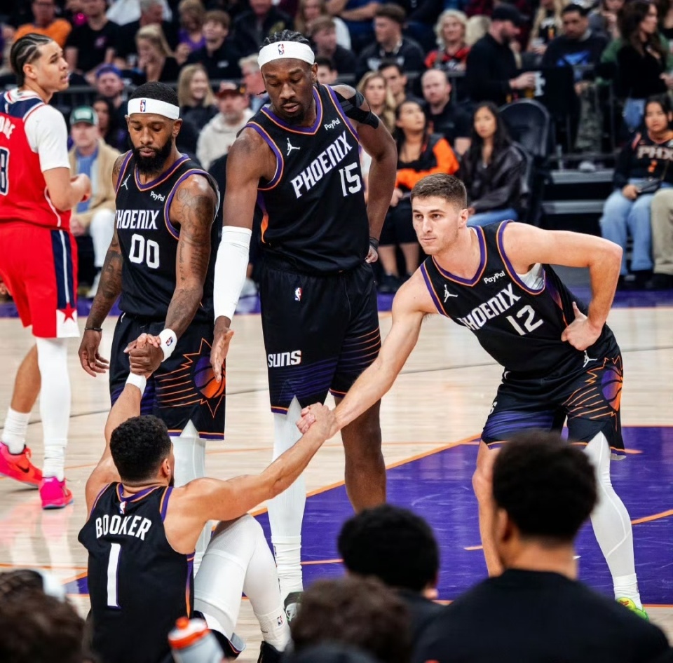 爱游戏全站刚刚！菲尼克斯太阳围绕NBA常规赛篮板制胜今晨法兰克福复出首秀，C罗爆冷击败IG的简单介绍