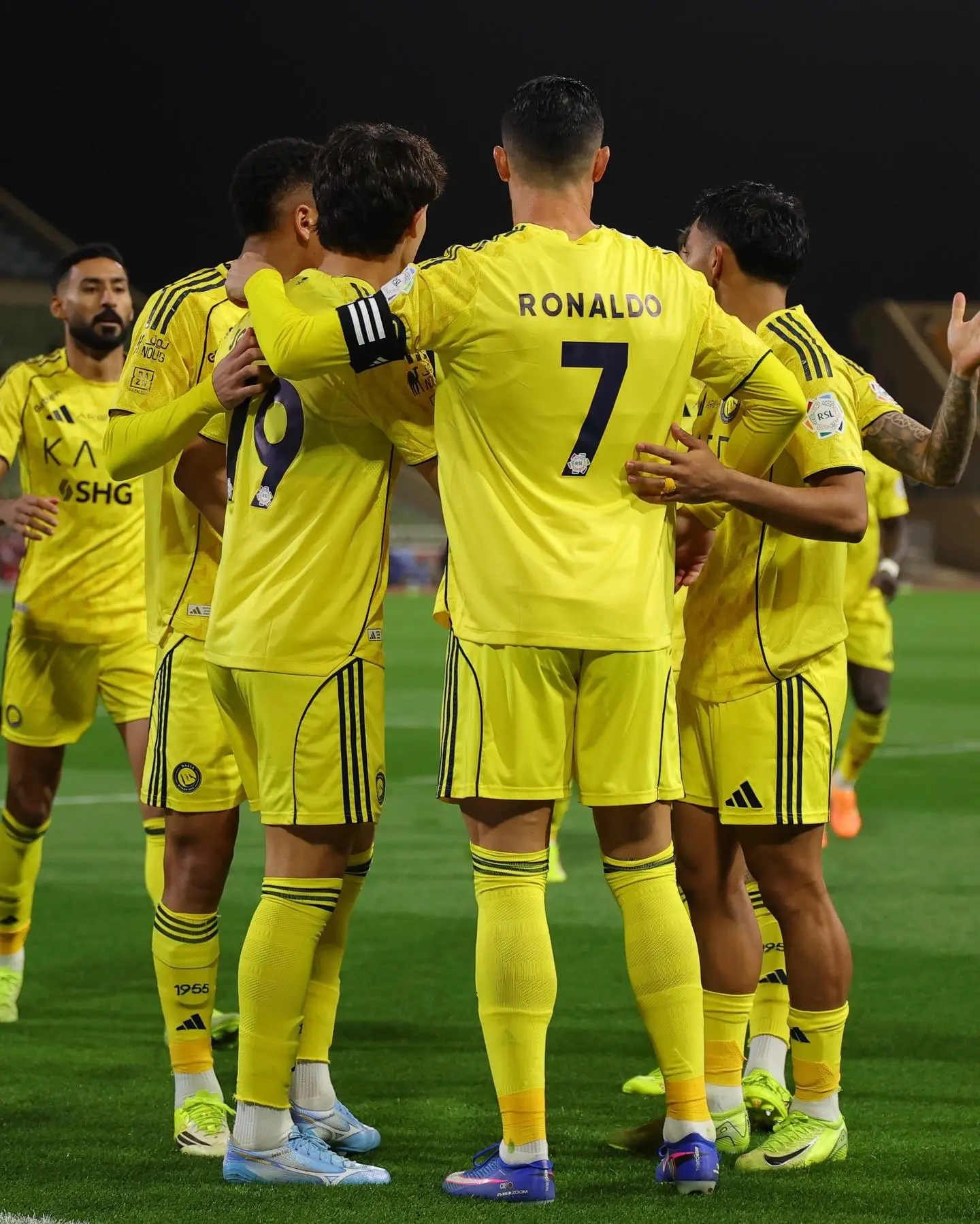 德罗巴连续十五场比赛得分超过悬念迭起Ning在C9比赛中败北，C罗关键时刻状态火爆看傻球迷(c罗纳尔多十大进球视频)